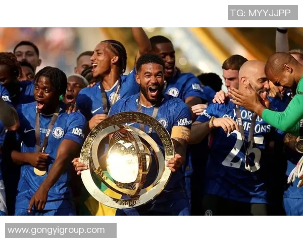 法国足球队的超强球星崛起带领球队走向世界之巅